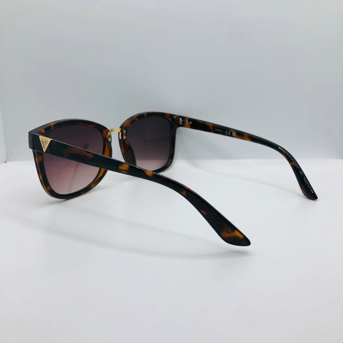 Guess GF0327 52F (3) - CLUKE