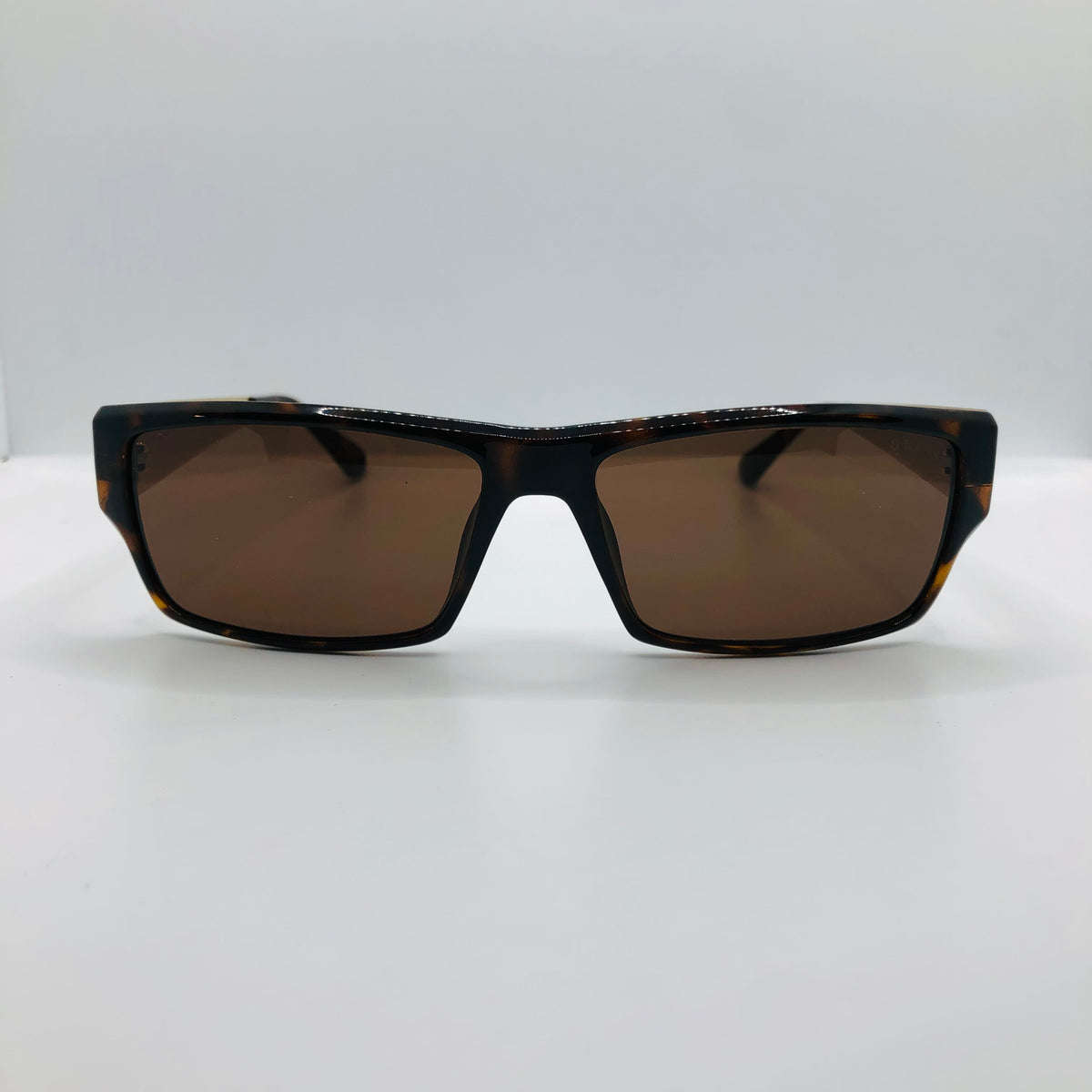 Guess GU6976 52E (1) - CLUKE