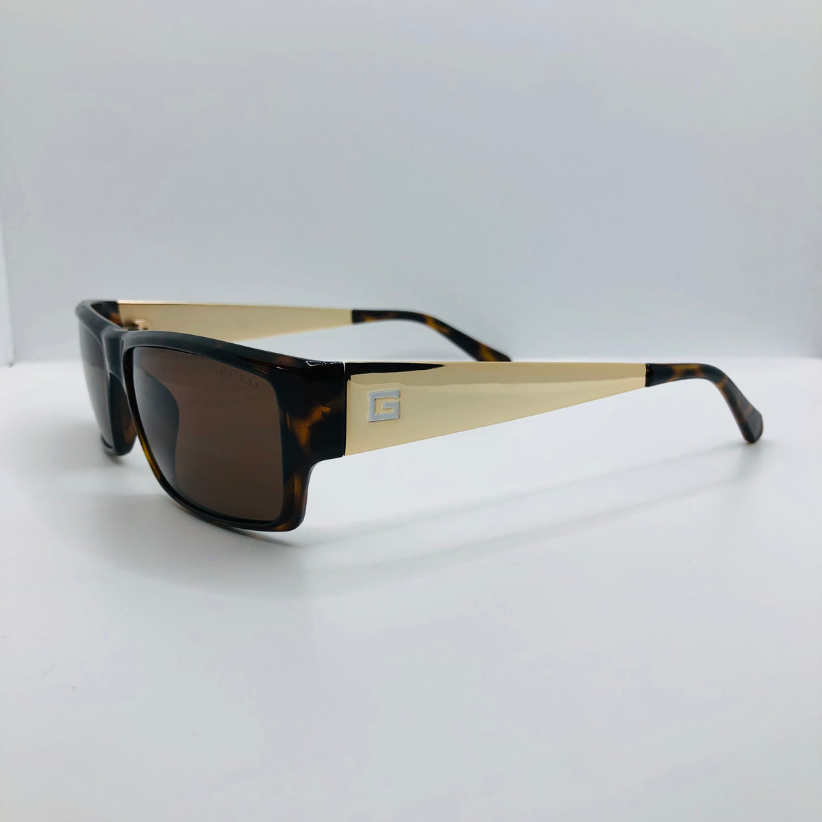 Guess GU6976 52E (2) - CLUKE