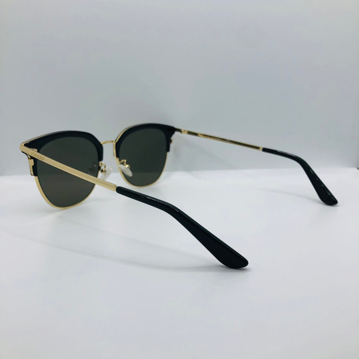 Guess GU7519 05C (3) - CLUKE