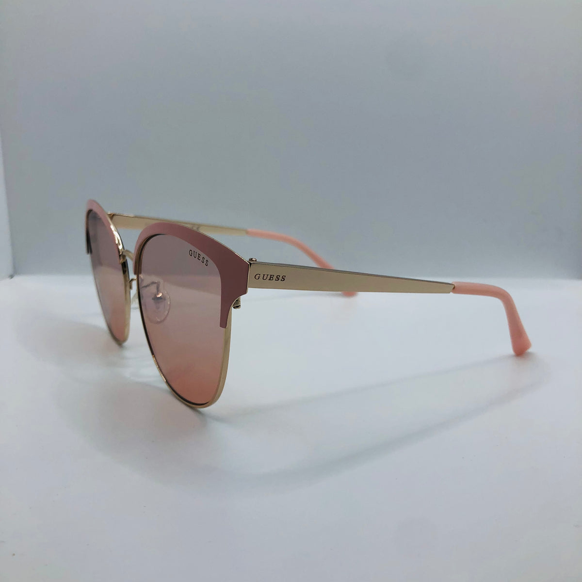 Guess GU7707-D 72T (2) - CLUKE