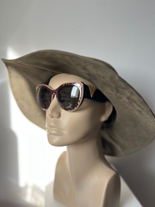 Louis Vuitton My Fair Lady Z1113W