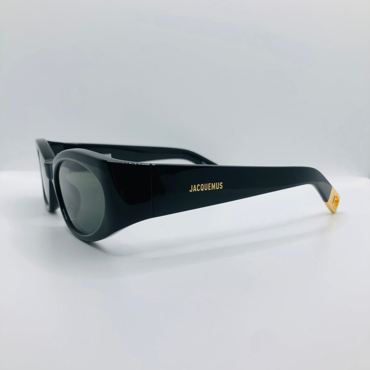 Jacquemus Ovalo Black JAC/4/1 - CLUKE