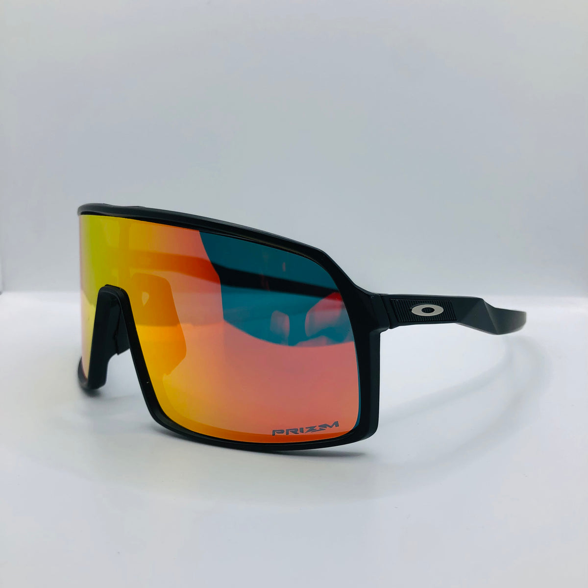 OAKLEY OO9406-0137 SUTRO - CLUKE