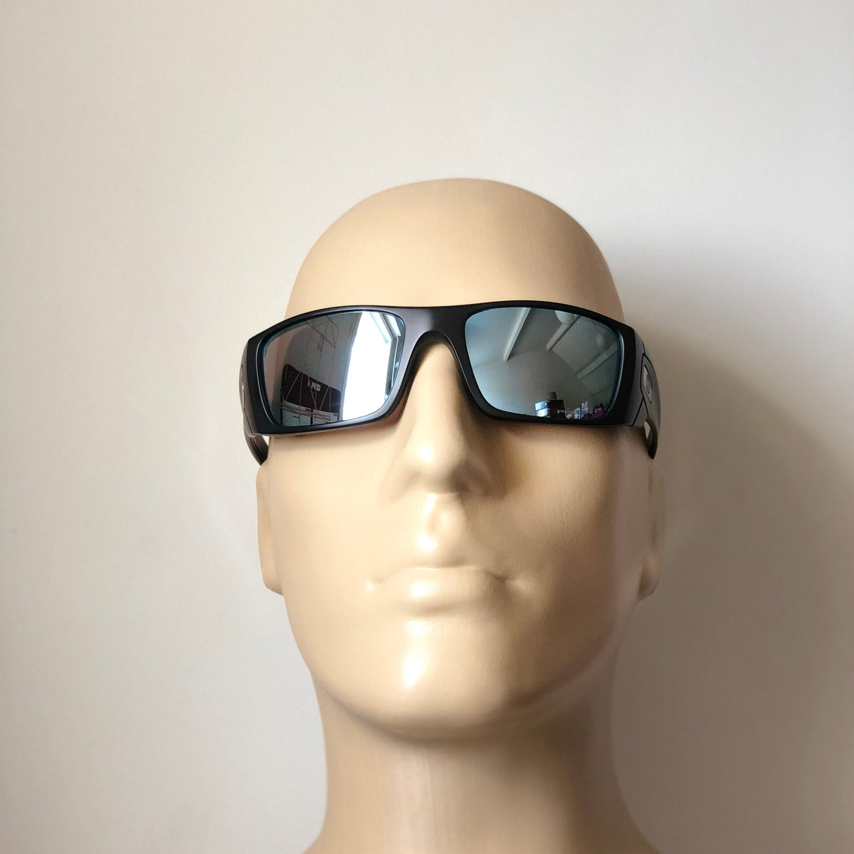 Oakley Fuel Cell OO9016-D8 - Cluke3